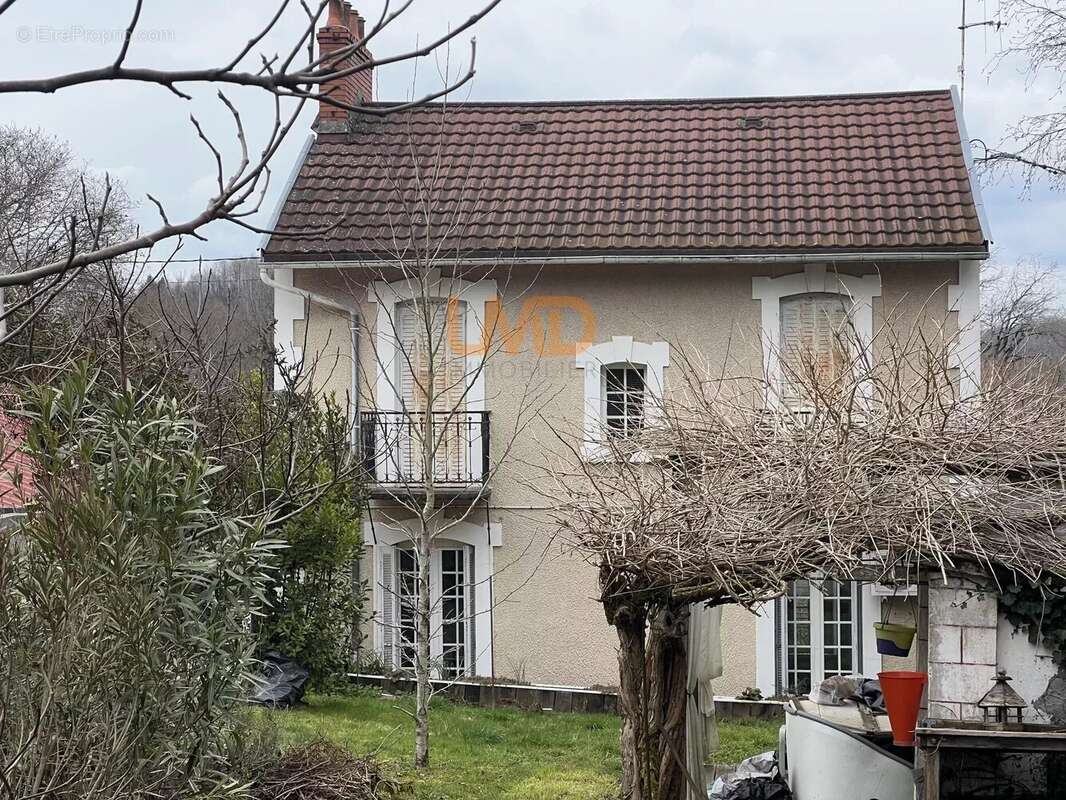 Maison à AUBIN