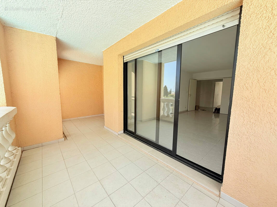Appartement à LE CANNET