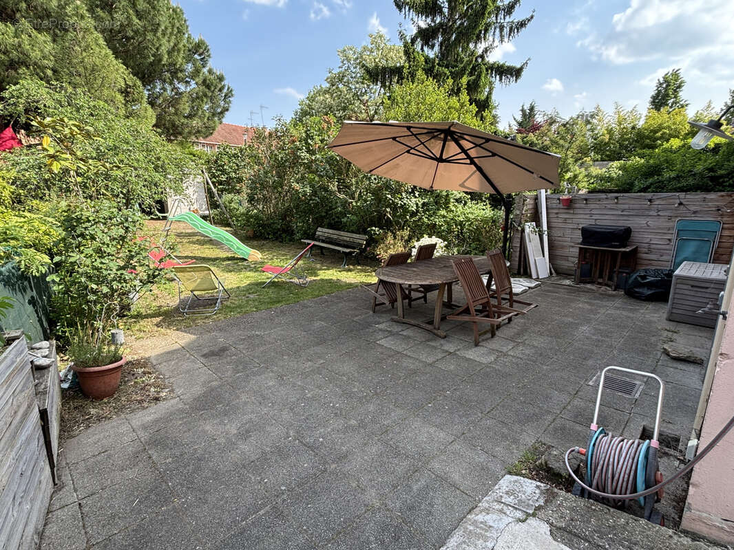 Maison à GENNEVILLIERS