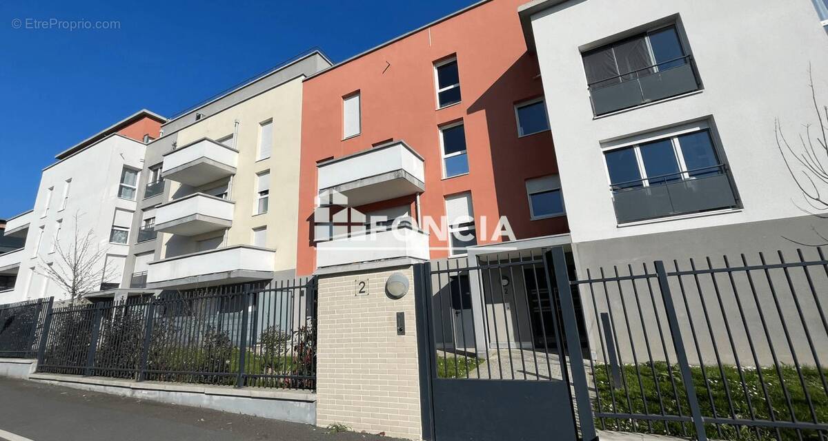 Appartement à LOUVRES