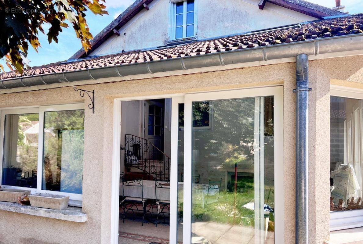 Maison à NOISY-SUR-ECOLE