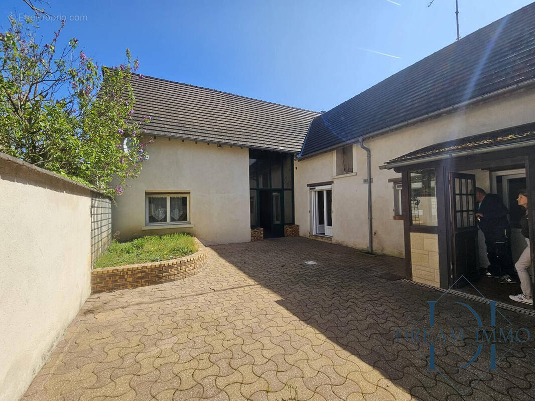 Maison à GASNY