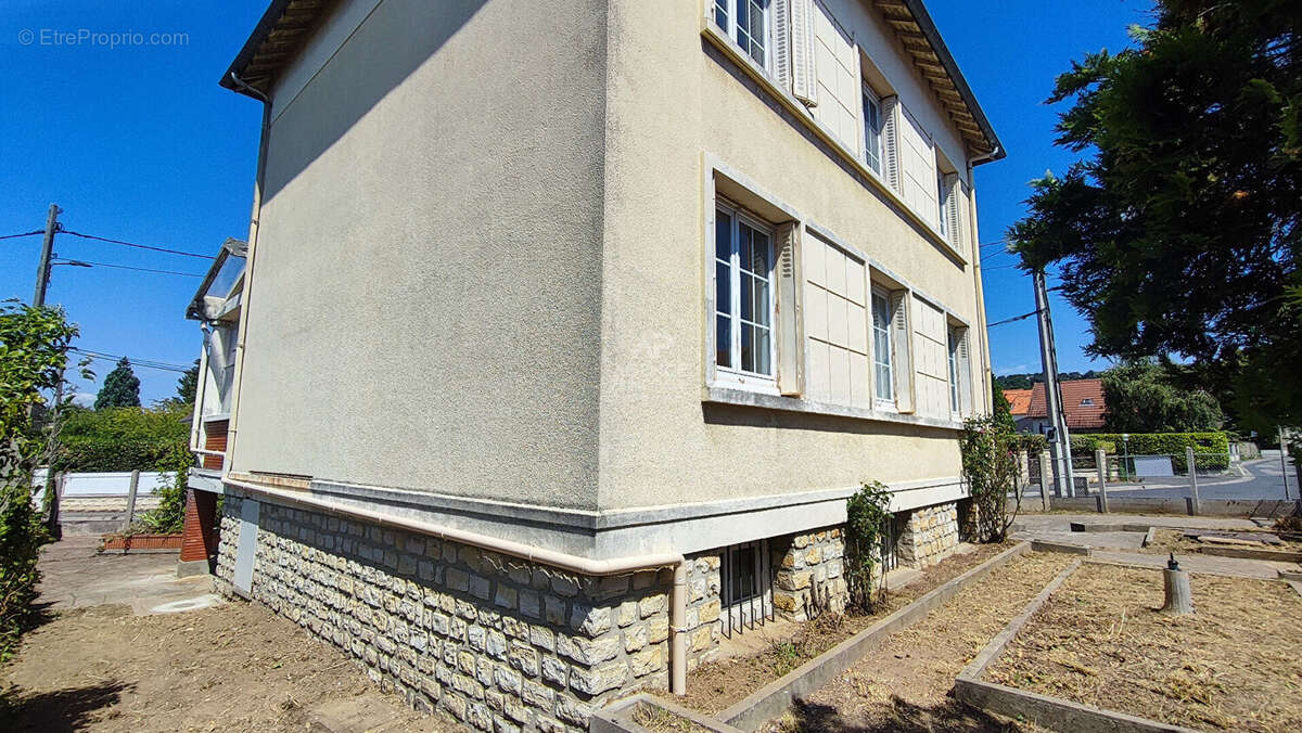 Maison à SAINT-PRIX
