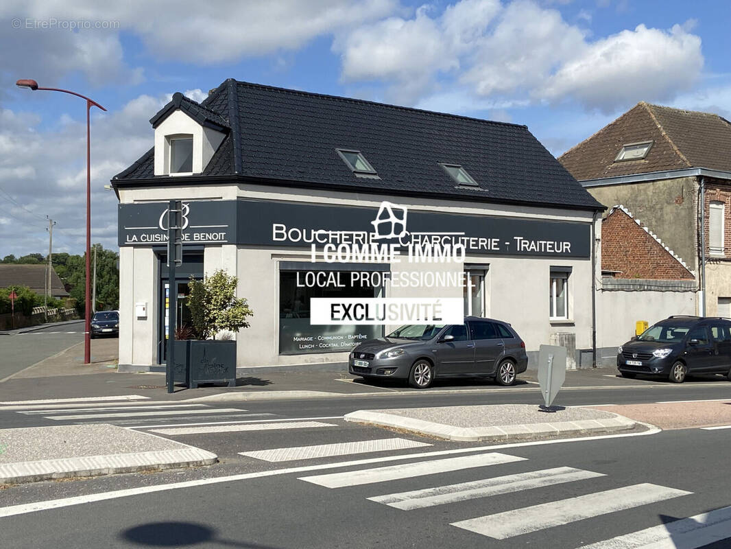 Photo 1 - Commerce à SAINS-EN-GOHELLE