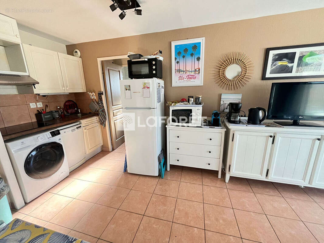 Appartement à SIX-FOURS-LES-PLAGES