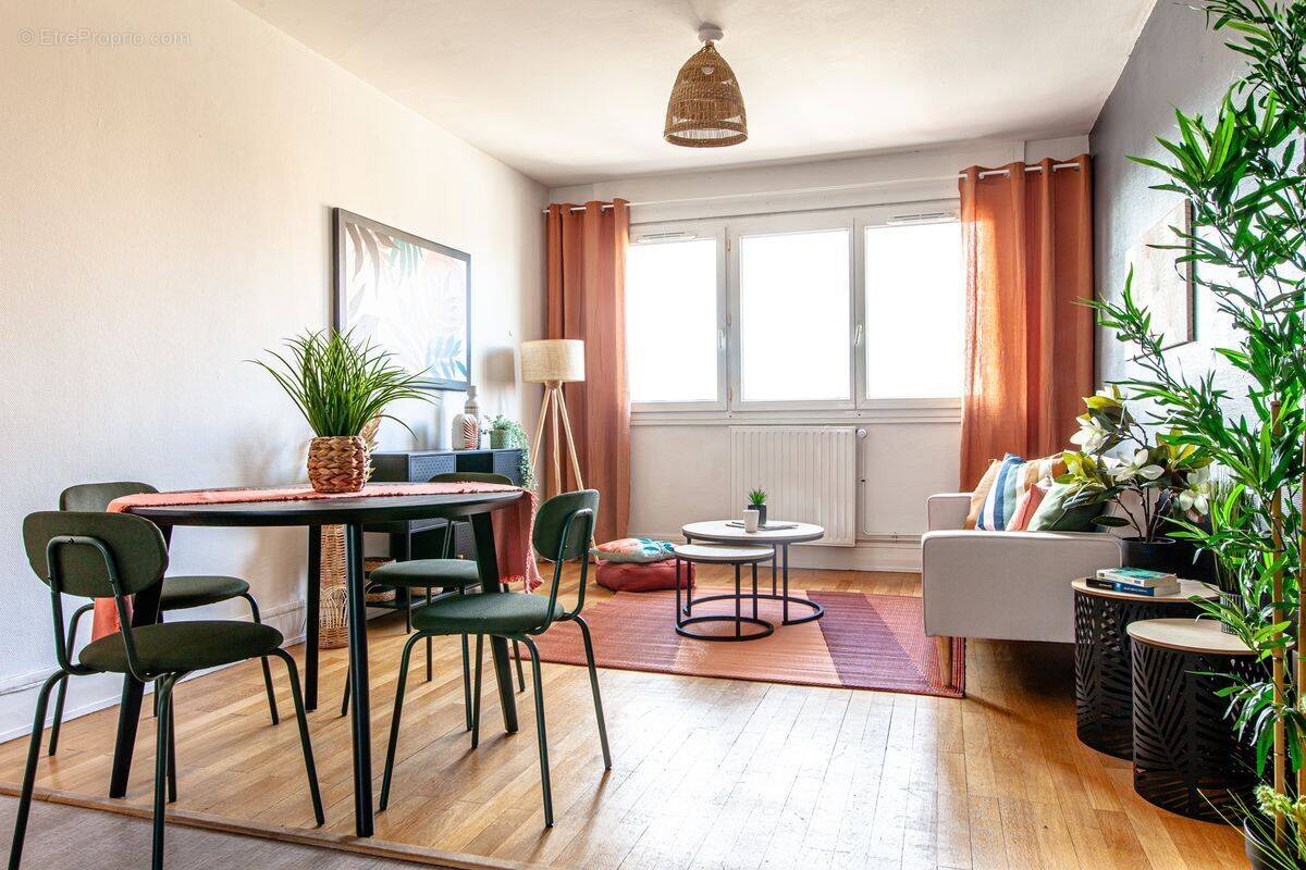 Appartement à LYON-9E
