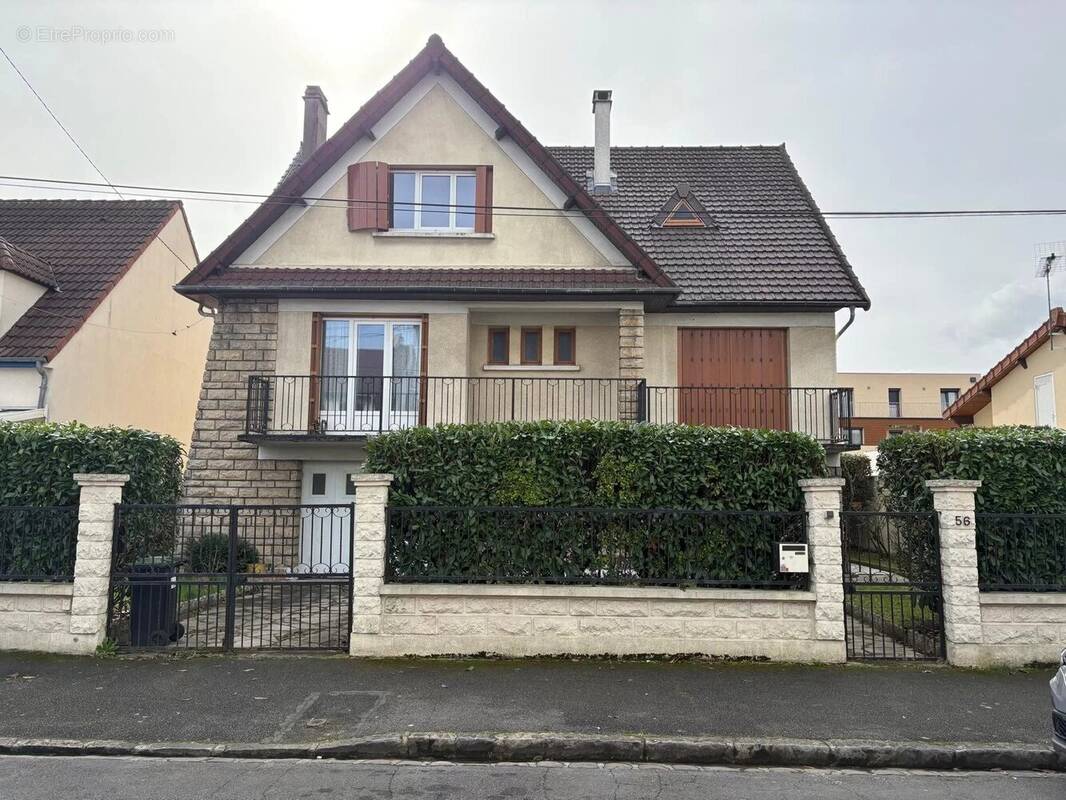 Maison à LE BLANC-MESNIL