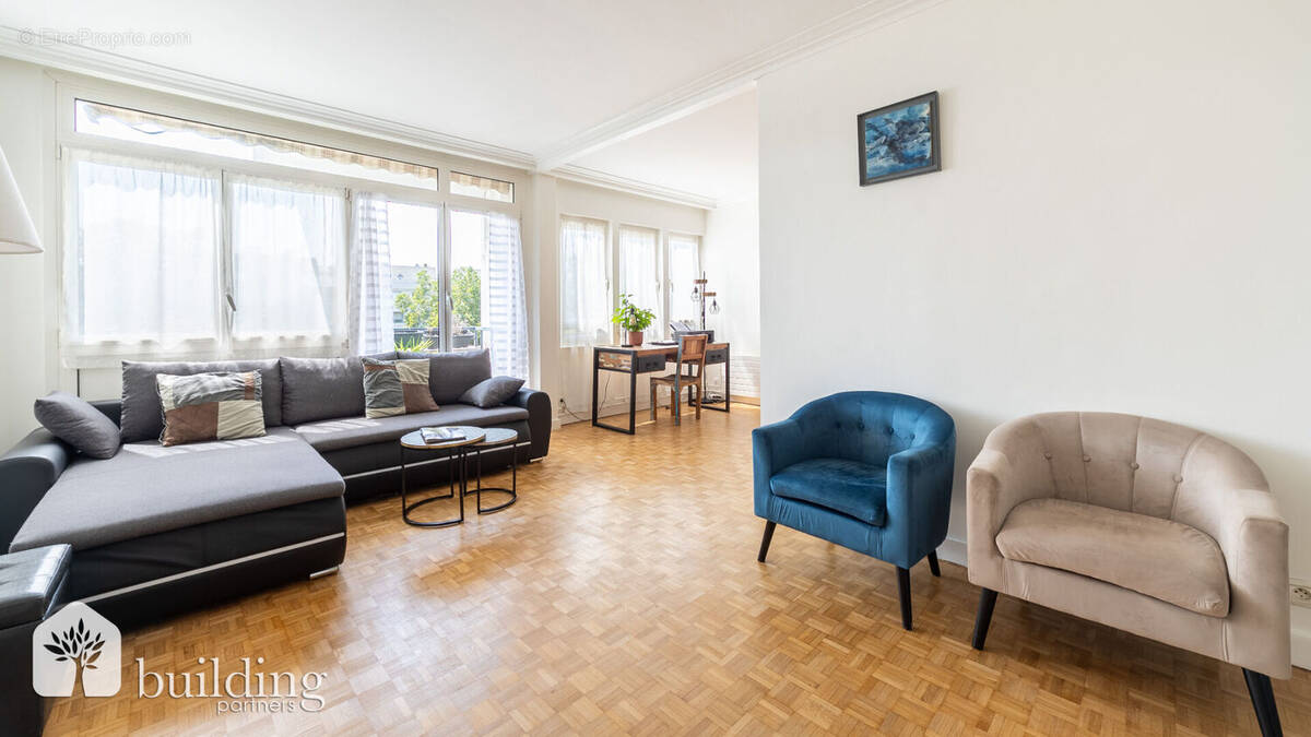 Appartement à NEUILLY-SUR-SEINE