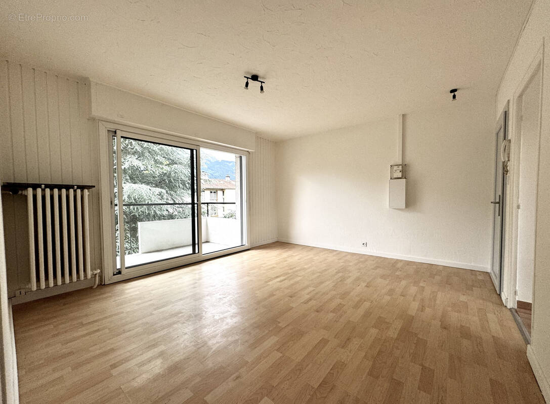 Appartement à CLUSES