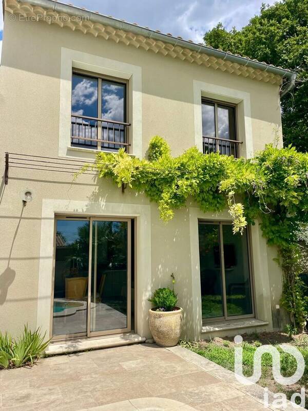 Photo 1 - Maison à L&#039;ISLE-SUR-LA-SORGUE