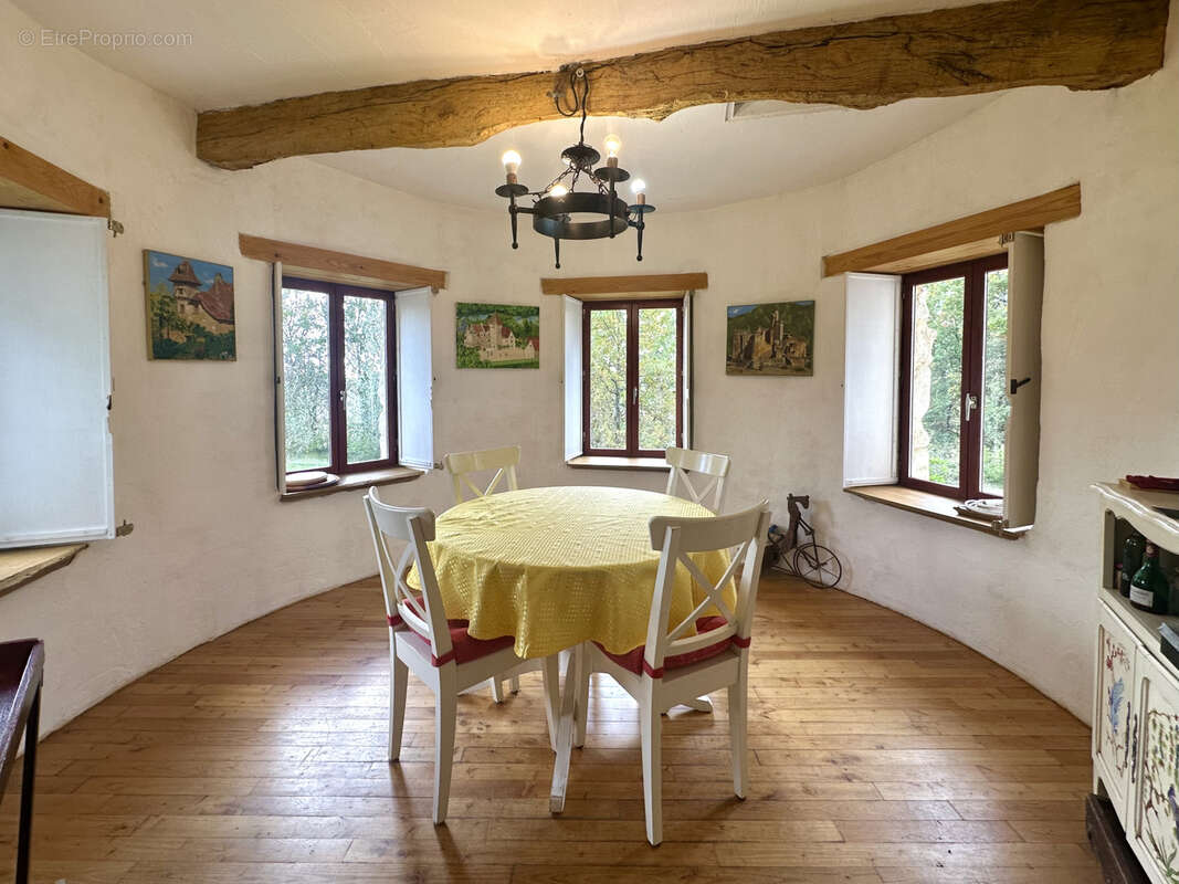 Maison à EYMET