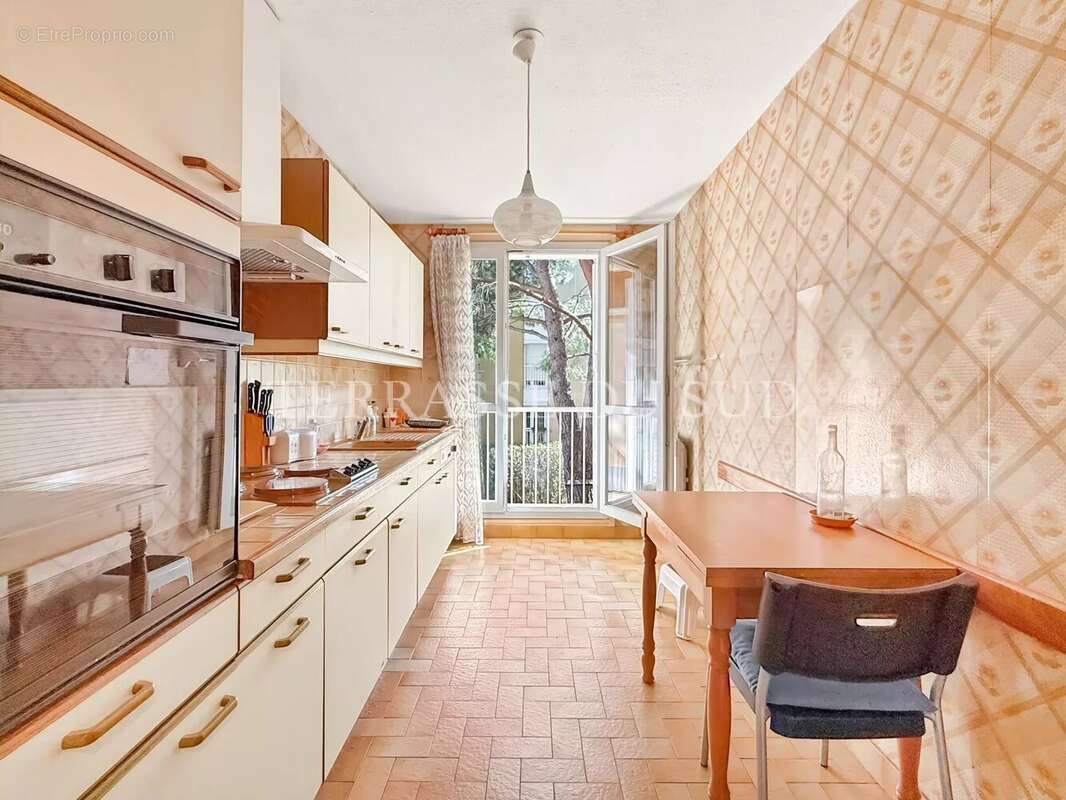 Appartement à MARSEILLE-13E