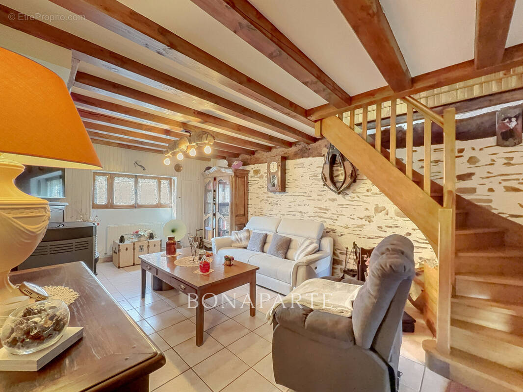 Maison à GUEMENE-PENFAO