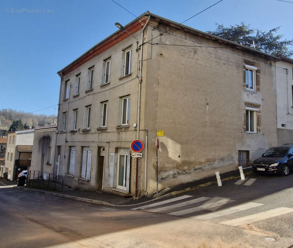 Appartement à SAINT-ETIENNE