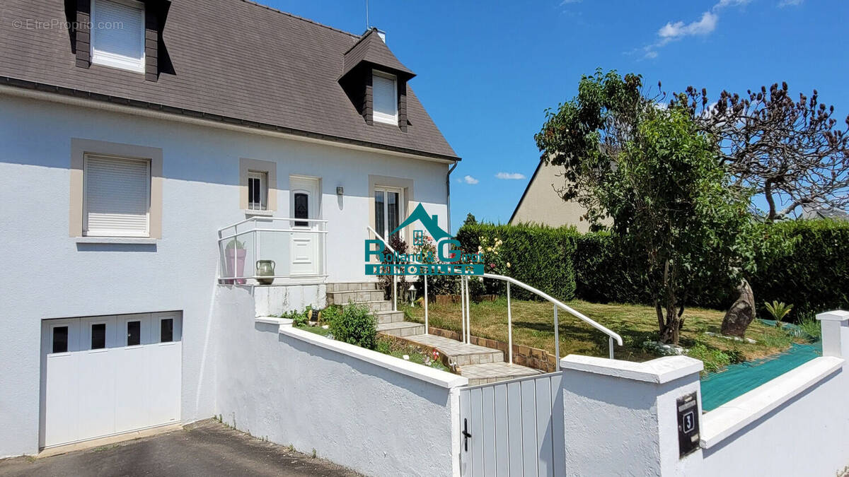 Maison à NOYAL-SUR-VILAINE