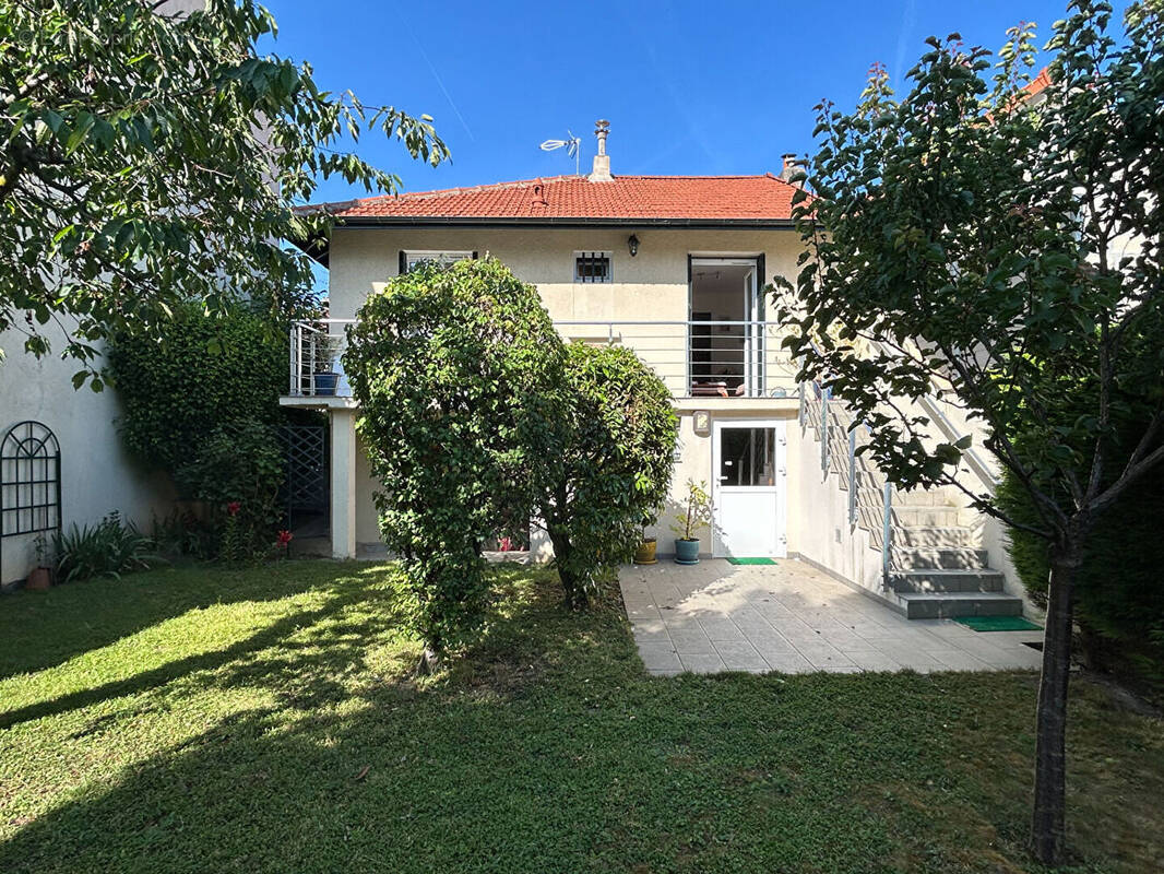 Maison à L&#039;HAY-LES-ROSES