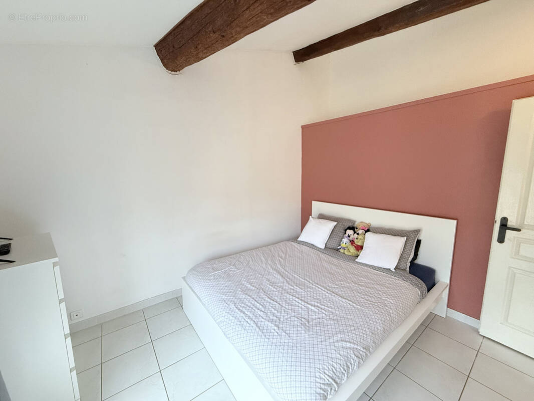 Appartement à MONTBAZIN