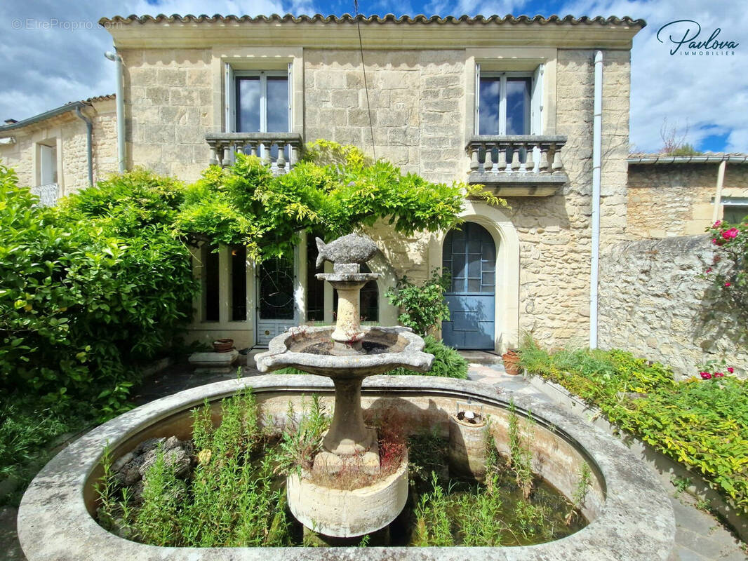 Maison à RESTINCLIERES