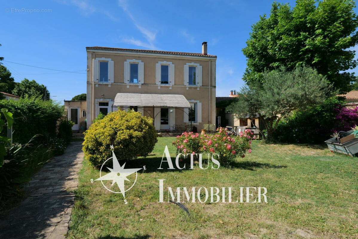 Maison à SALON-DE-PROVENCE