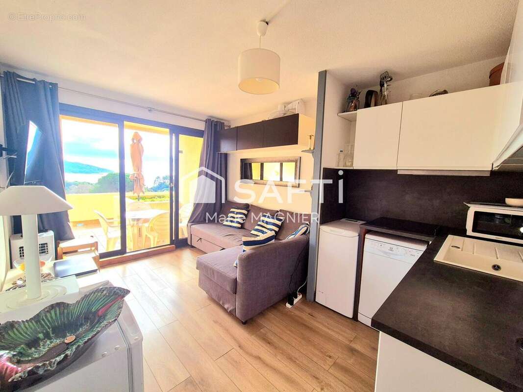 Photo 3 - Appartement à LA CROIX-VALMER