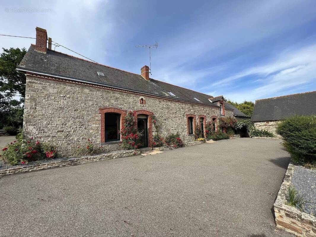 Maison à MARTIGNE-FERCHAUD
