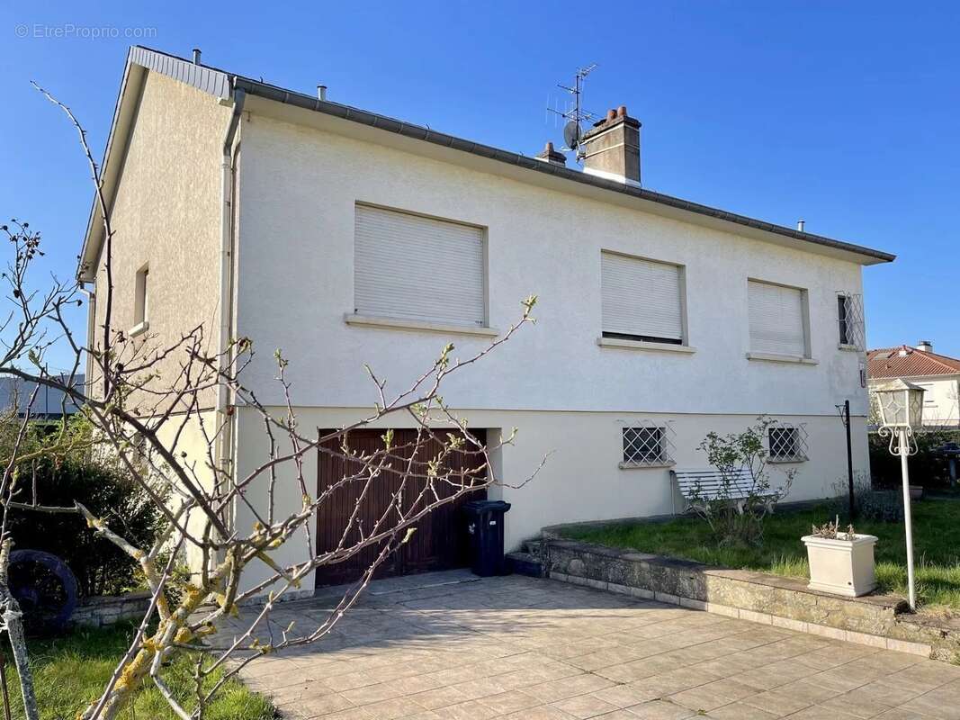 Maison à MONDELANGE
