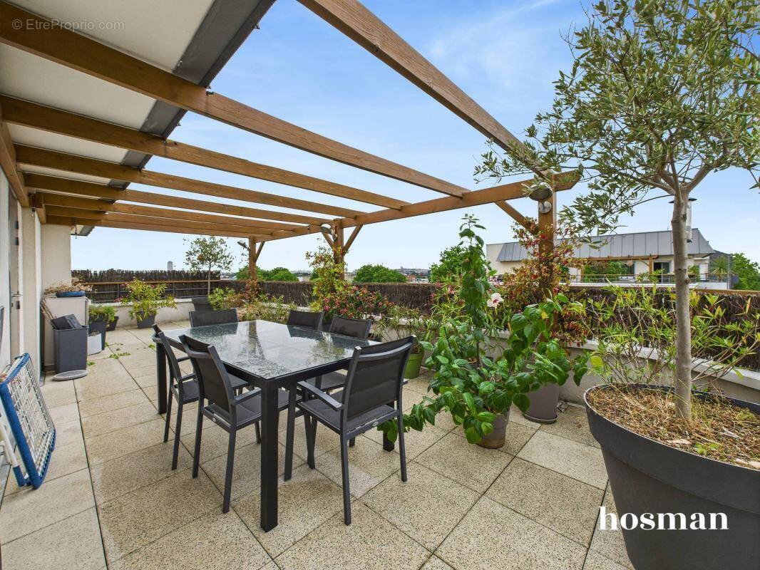 Appartement à GENNEVILLIERS