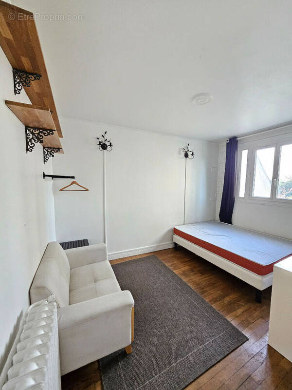 Appartement à AUBERVILLIERS