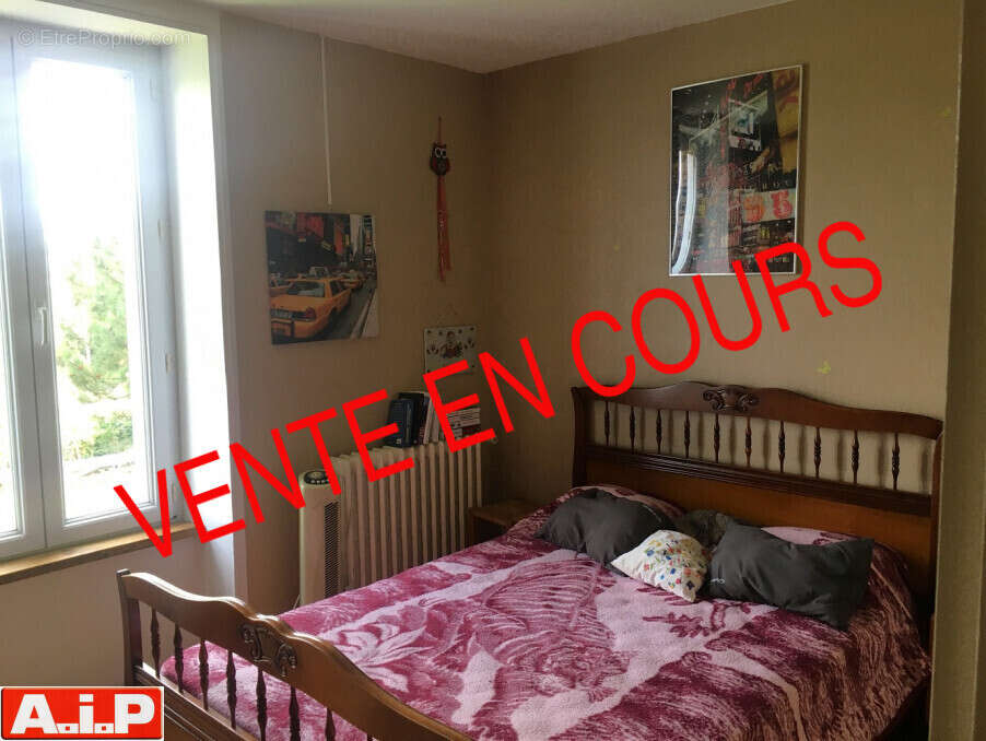 Maison à POUZAUGES