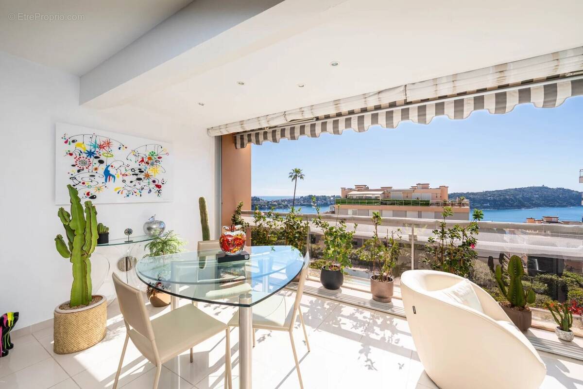 Appartement à VILLEFRANCHE-SUR-MER