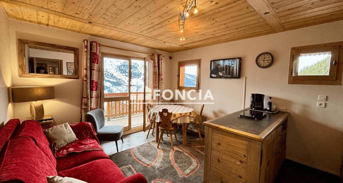 Appartement à LES ALLUES