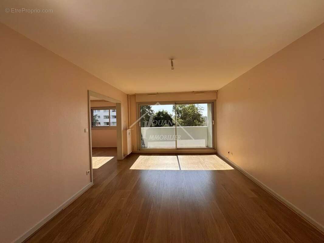 Appartement à MOULINS