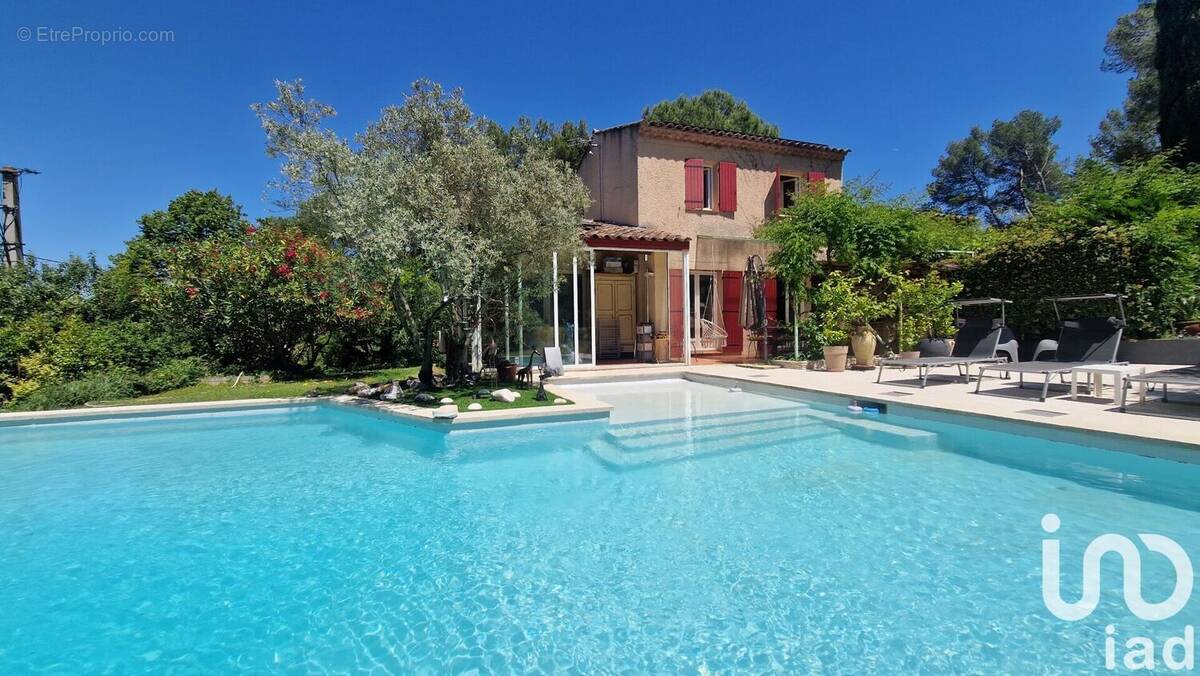 Photo 1 - Maison à VENELLES