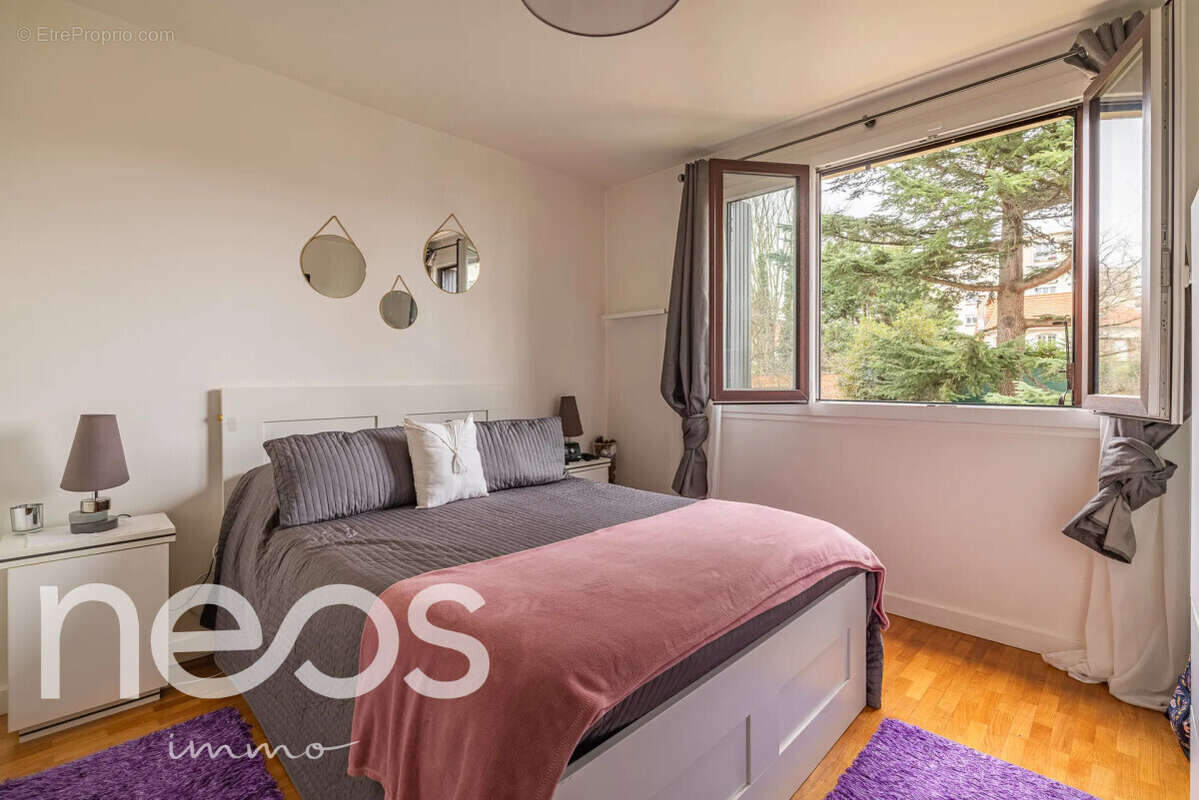 Appartement à SAINT-MAUR-DES-FOSSES