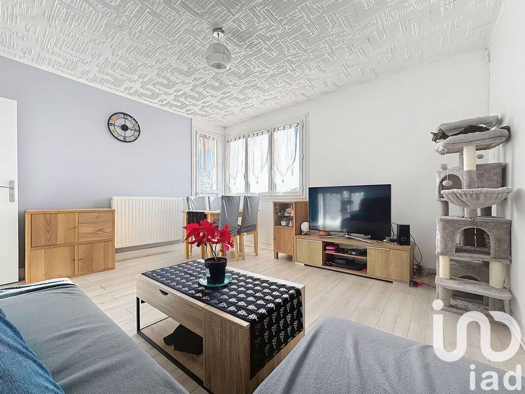 Photo 1 - Appartement à VERT-LE-PETIT