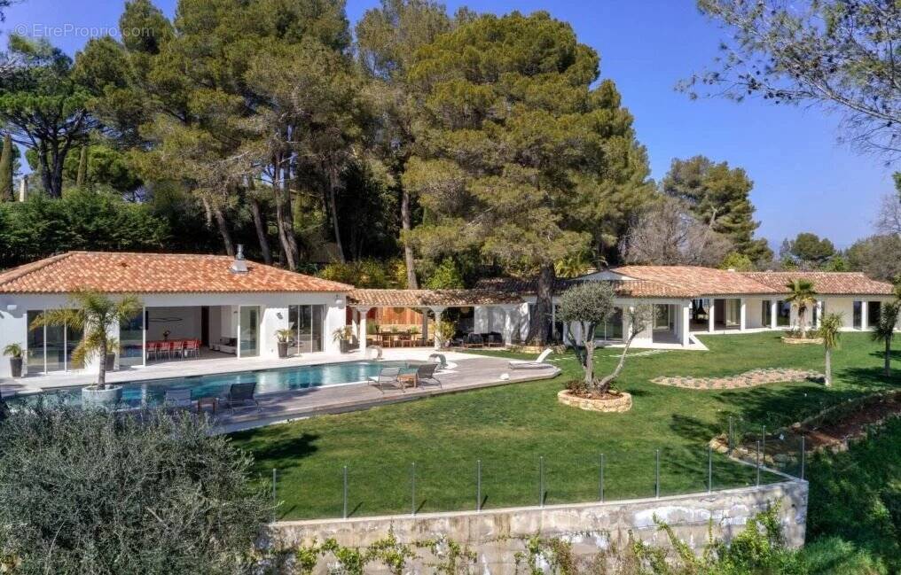Maison à MOUGINS