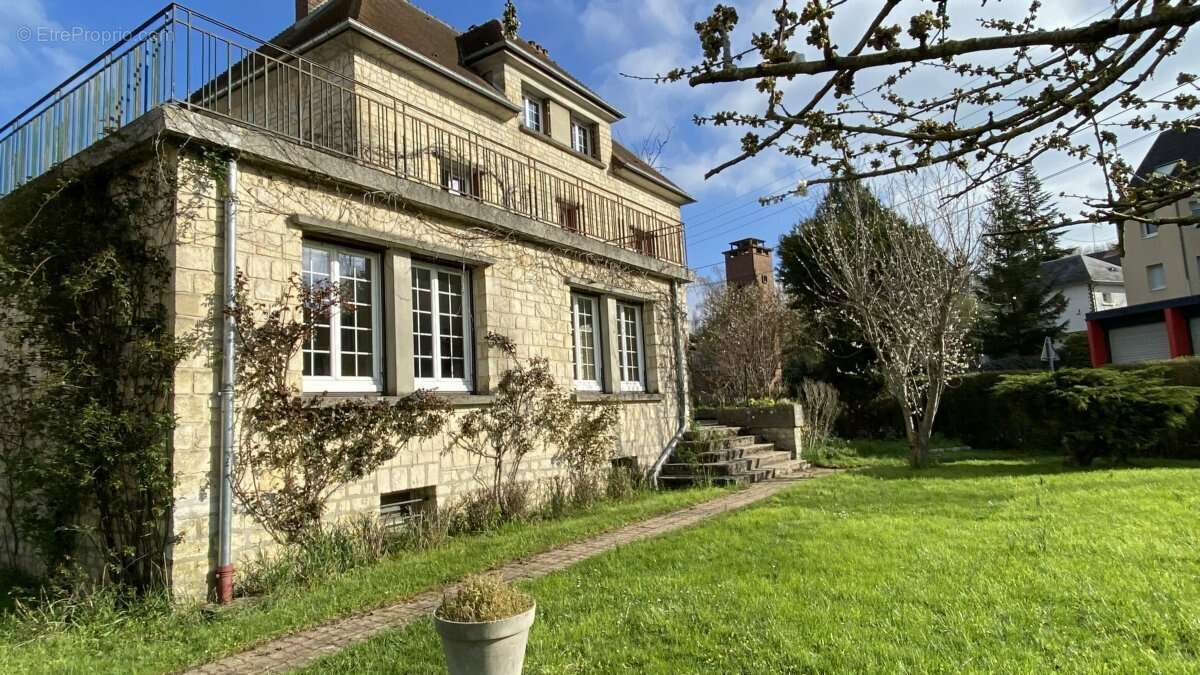 Maison à VIMOUTIERS