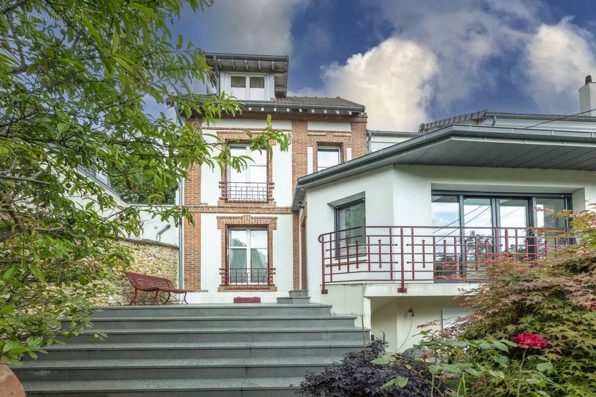 Maison à VIROFLAY