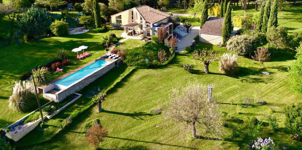 Maison à LABASTIDE-DE-VIRAC