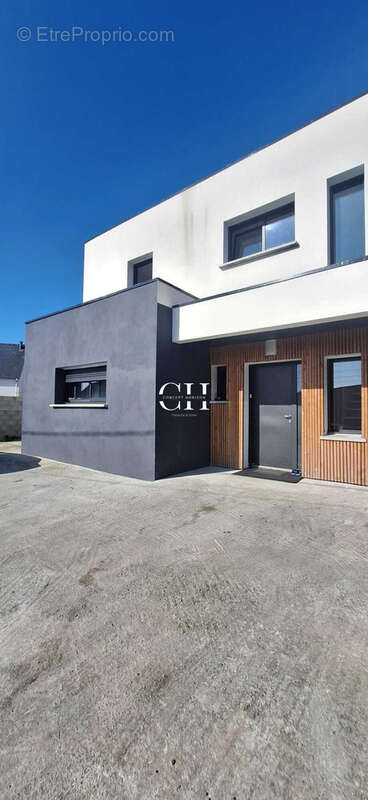 Maison à YFFINIAC
