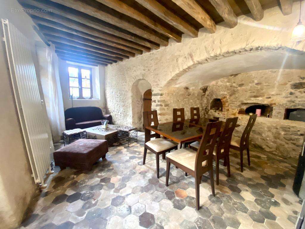 Maison à ETAMPES