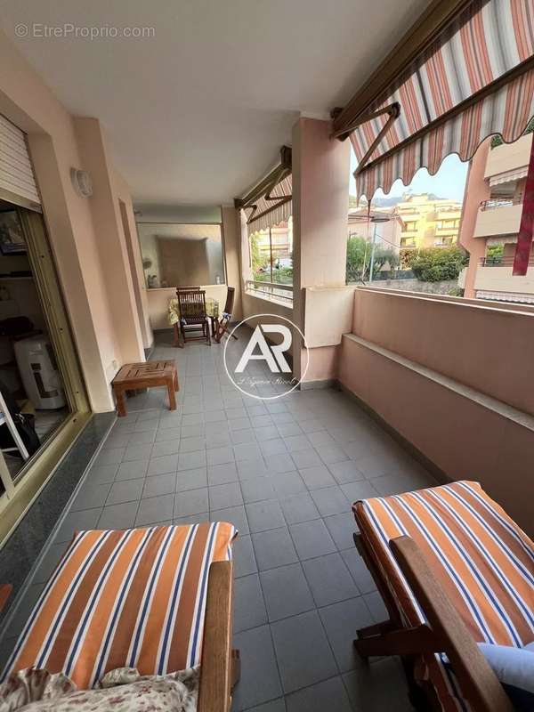 Appartement à ROQUEBRUNE-CAP-MARTIN