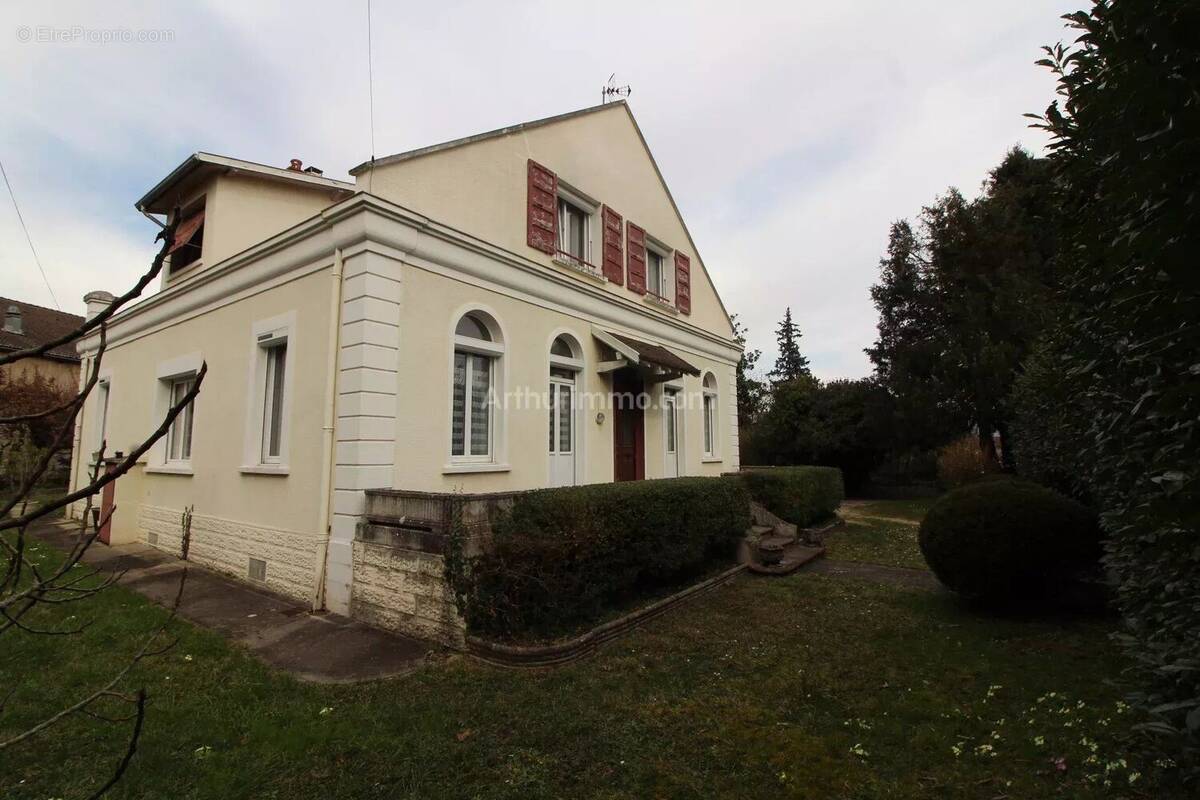 Maison à BELLEY