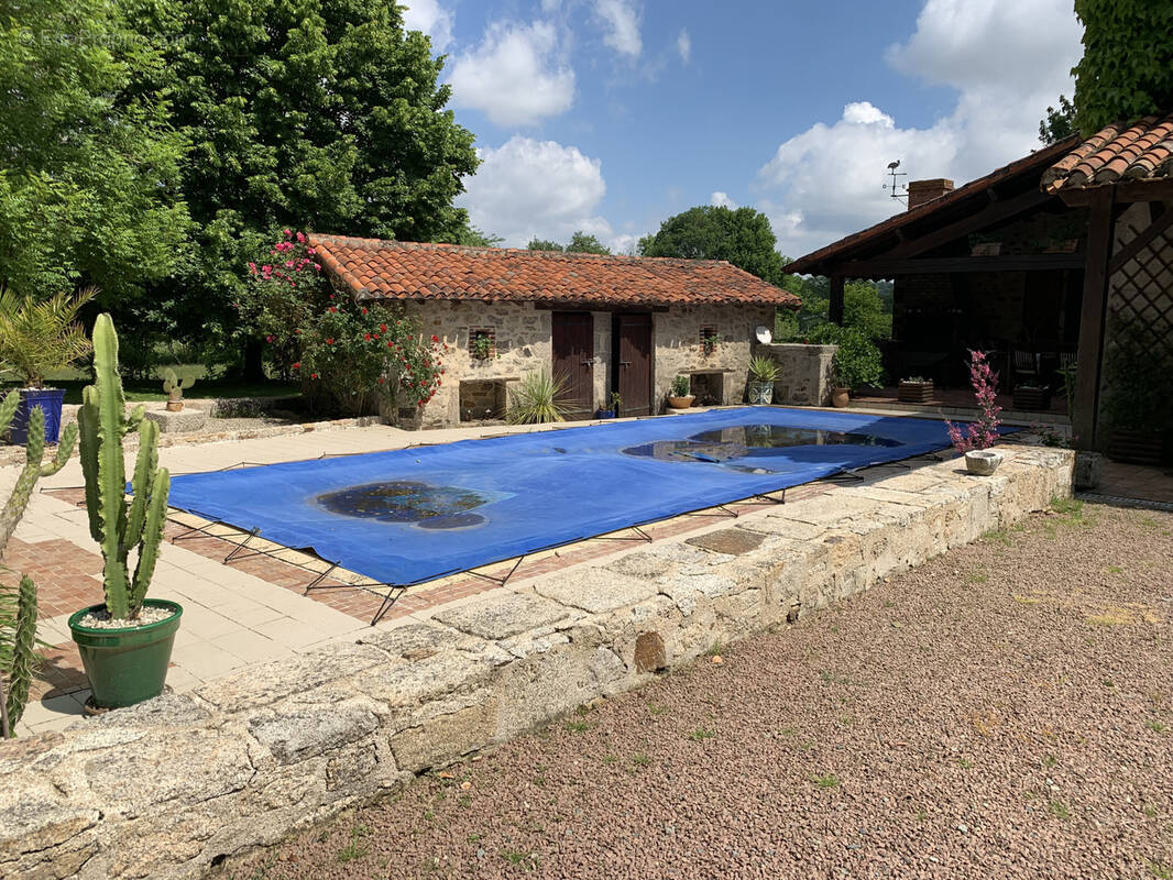 Maison à MENOMBLET