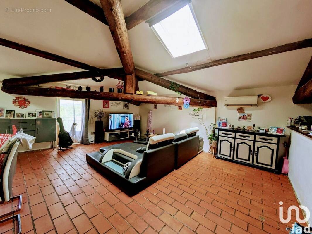 Photo 1 - Appartement à VILLELAURE