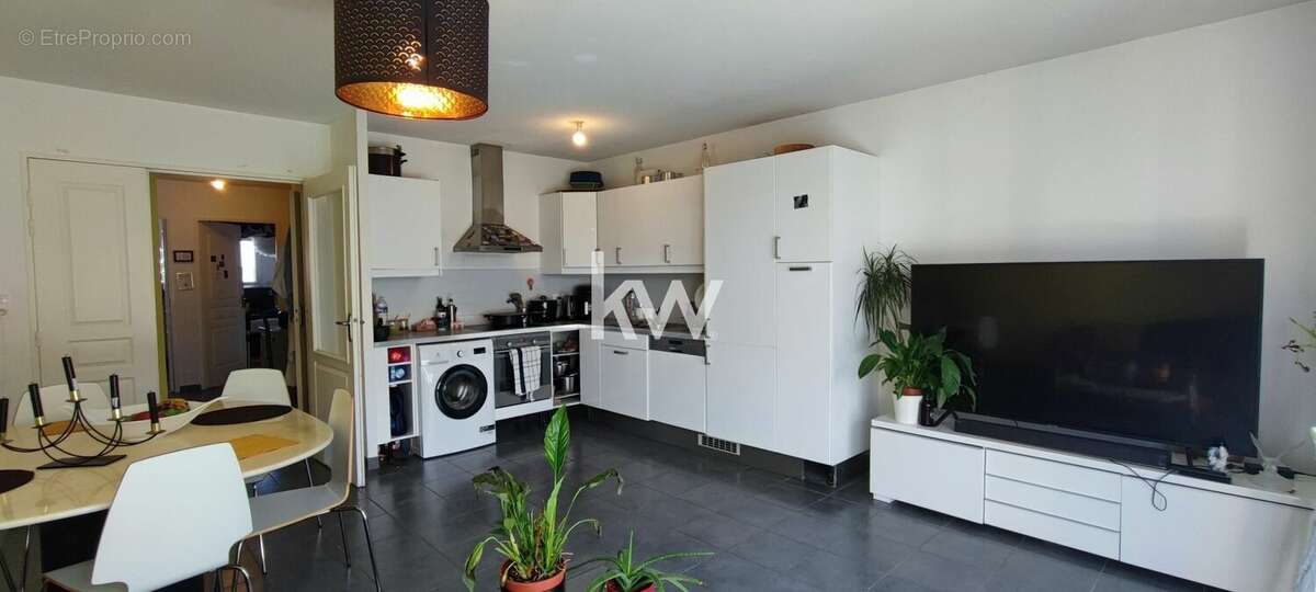 Appartement à AMBILLY