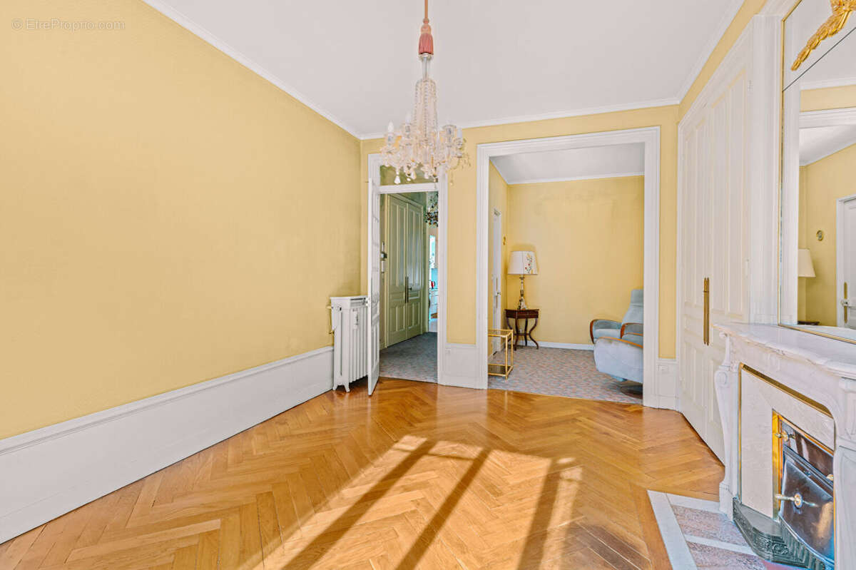 Appartement à LYON-7E