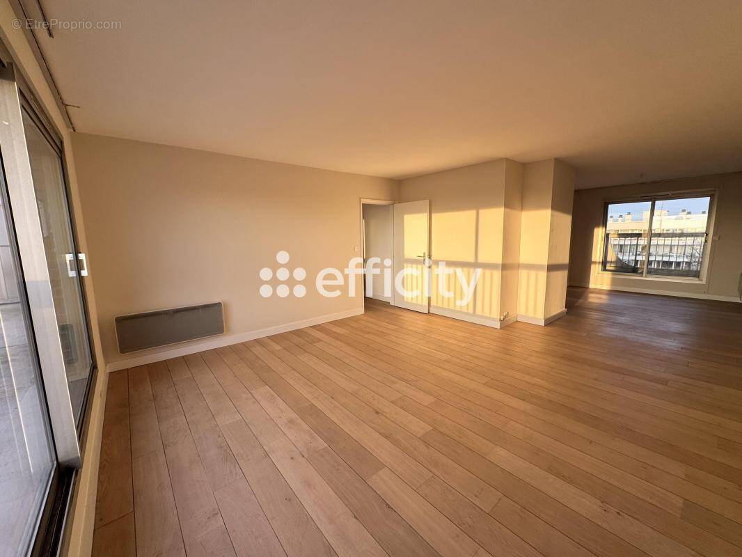Appartement à LA MADELEINE