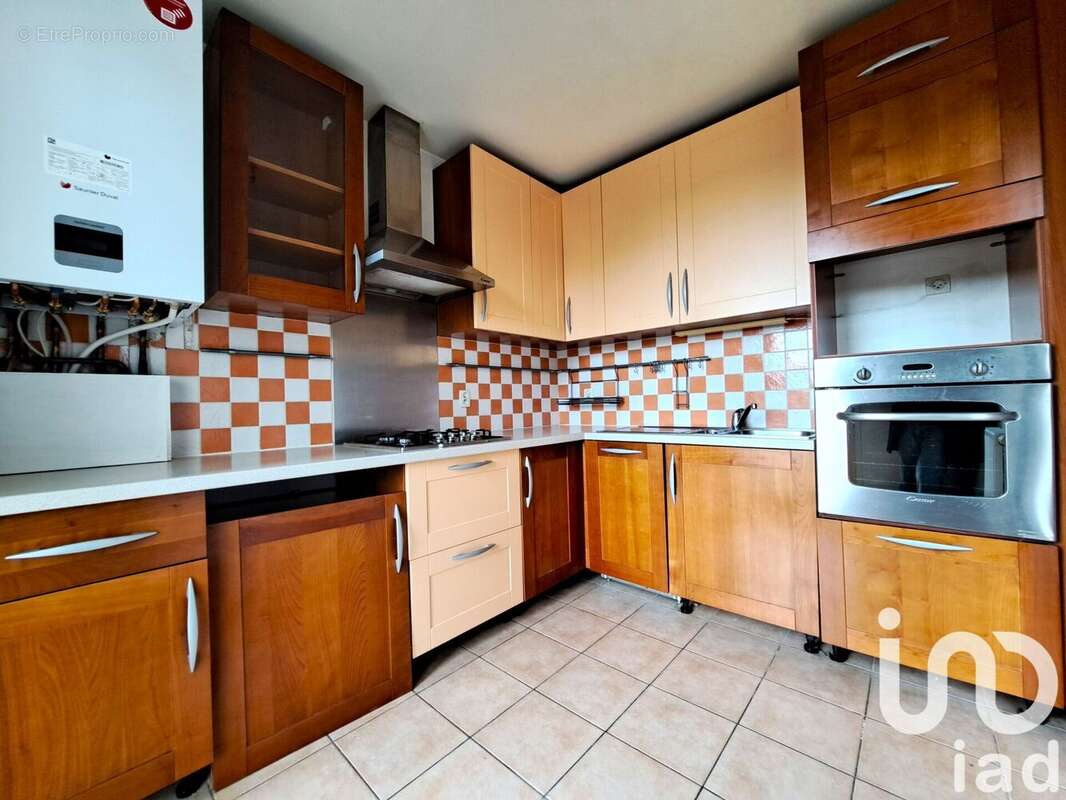 Photo 3 - Appartement à ELANCOURT
