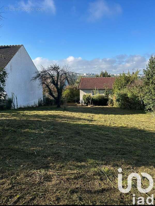 Photo 2 - Terrain à SAINTRY-SUR-SEINE